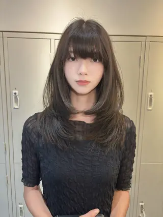 セミロング 🍀祥吾🍀レイヤー 艶髪❣️髪質改善❤️のヘアスタイル