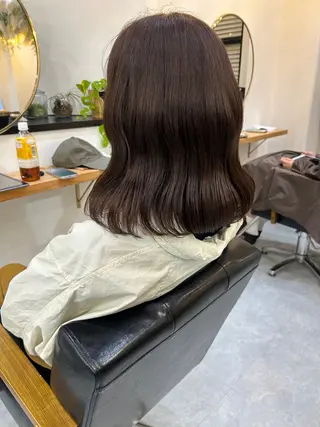 ミディアム カラー CARICIA 白木 由里加のヘアスタイル
