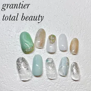 ネイル grantier beautyのネイルデザイン