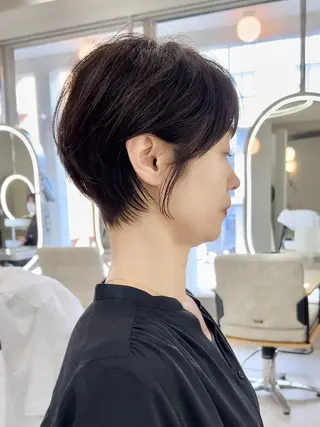 ショート カラー i.+sapporo所属・ショート/レイヤー /札幌/小山内のヘアスタイル