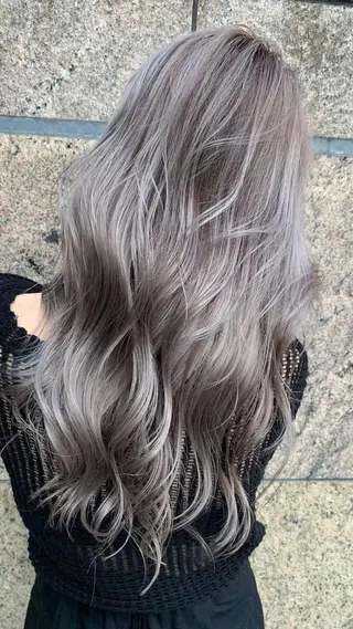 ミディアム カラー パーマ ヘアアレンジ マツエク・マツパ ネイル アイブロウ カラー特化サロン大阪 ルービック江坂/新城のヘアスタイル