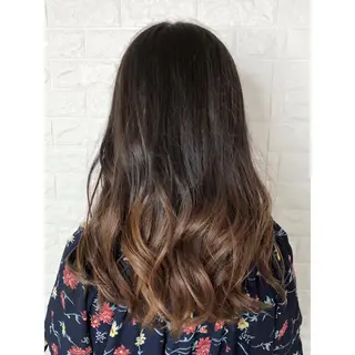 セミロング カラー KIZU 髪質改善 オカルト怪談のヘアスタイル