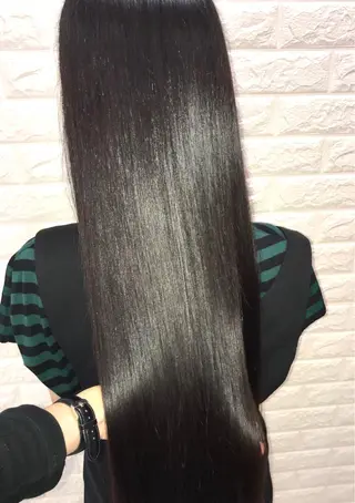 ロング 20代半ば上質なへア ケア 髪質改善 大西のヘアスタイル