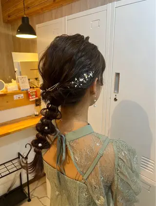 ロング 吉田 敦月のヘアスタイル