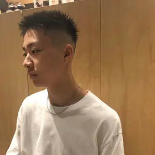 メンズ 🌈圧倒的デザイン パーマ　関和希のヘアスタイル