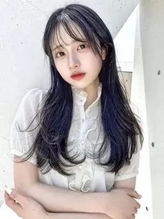 カラー 韓国透明感🫧水光 カラー🫧BABYのヘアスタイル