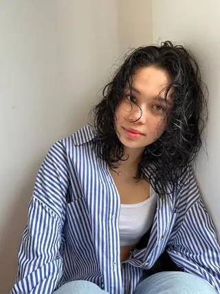 ミディアム カラー パーマ CEINE+ officialのヘアスタイル