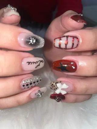 ネイル Maya 📍niconailのネイルデザイン