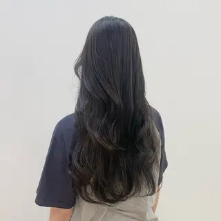 カラー ヘアアレンジ キヨミ 韓国レイヤーカットのヘアスタイル