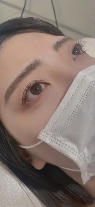 マツエク・マツパ 原 麻耶のヘアスタイル