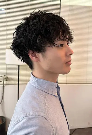 パーマ メンズ 小嵩 峻平のヘアスタイル