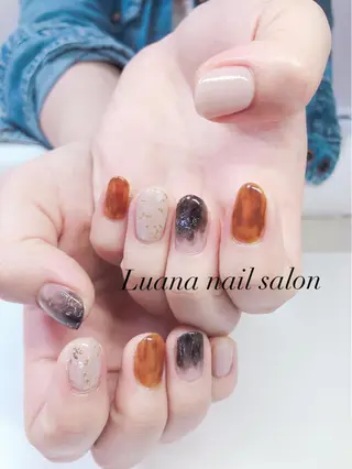 ネイル Loa　salon所属・小南 奈々美のネイルデザイン