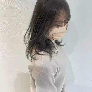 ミディアム カラー 小顔カット✨ 透明感カラーのヘアスタイル
