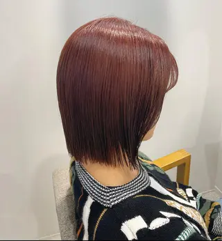 ミディアム カラー チグサ ミウのヘアスタイル