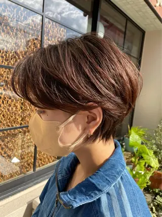 ショート アブアイ所属・🌈艶髪ハイトーン SENAのヘアスタイル