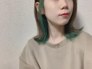 ミディアム カラー ナカタケ ユウのヘアスタイル