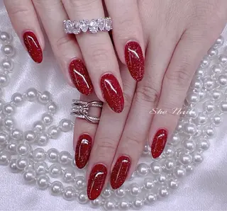 ネイル She_nail所属・ELSA_ Bellaのネイルデザイン