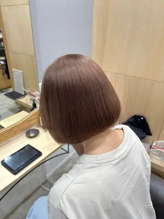 ミディアム miloc MOMOKAのヘアスタイル