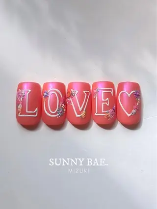 ネイル SUNNY BAE. 🌼MIZUKIのネイルデザイン