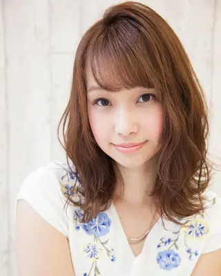 ミディアム カラー パーマ お得なクーポン掲載▼ 🌷三國祐美🌷のヘアスタイル