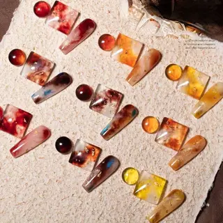 ネイル pink ladyサロン所属・べ にのネイルデザイン