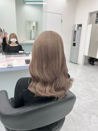 セミロング カラー お客様満足No.1 🌈Neneのヘアスタイル