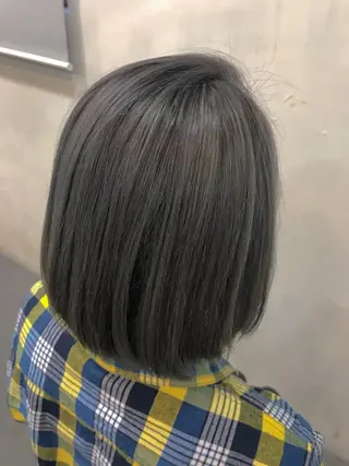 カラー 山本 鮎里のマツエク・マツパデザイン