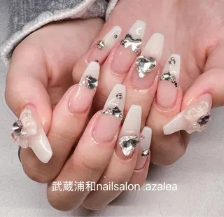 ネイル R inのネイルデザイン