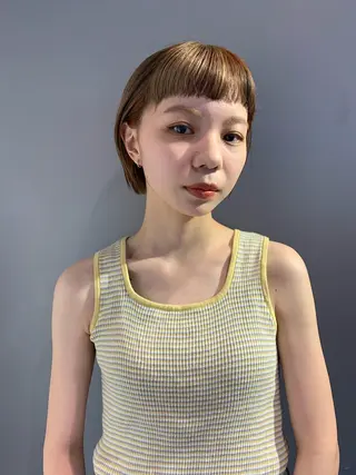 ショート カラー 美髪・シールエクステ ホソタニリョウコのヘアスタイル