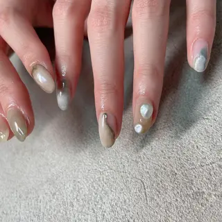 ネイル lilbondir. chiharuのネイルデザイン