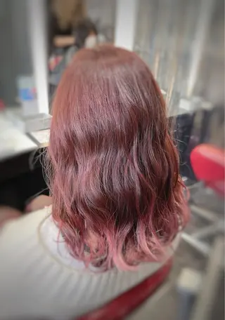 セミロング ブリーチカラー✨ 駒場 笙のヘアスタイル