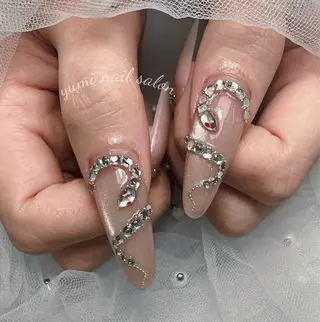 ネイル Shineジェル& チップ長さだしのネイルデザイン