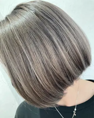 ショート カラー ブリーチ毛縮毛矯正 👑山口のヘアスタイル