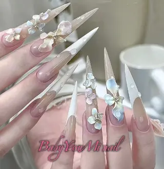 ネイル 服部 あゆみのネイルデザイン