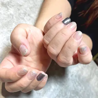 ネイル emiiro nail所属・橋本 由菜のネイルデザイン