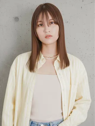 セミロング 岡田 遥希のヘアスタイル