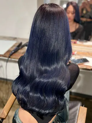 ロング カラー 💫miyu💫デザ インカラー/アレンジのヘアスタイル