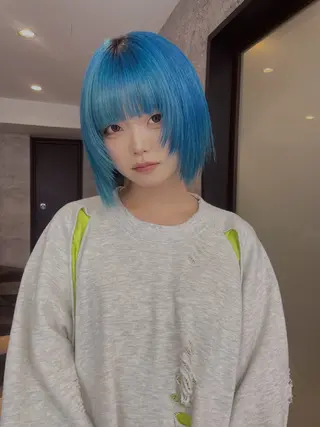 カラー GEM YURI ハイトーンカラーのヘアスタイル