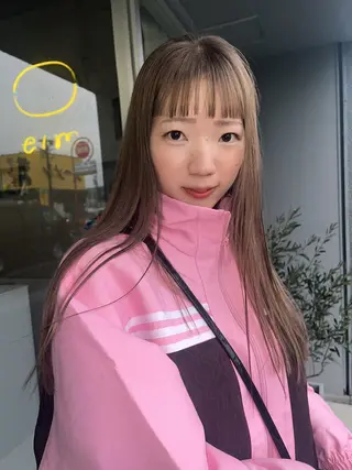 ロング カラー eim AYUKAのヘアスタイル