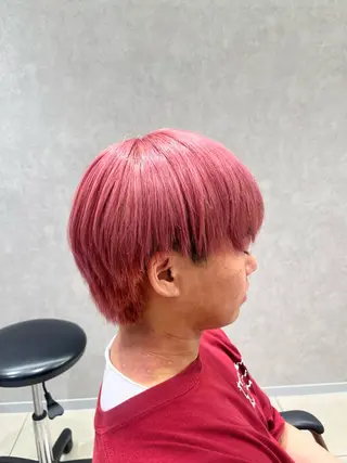 カラー メンズ 巖本 真希のヘアスタイル