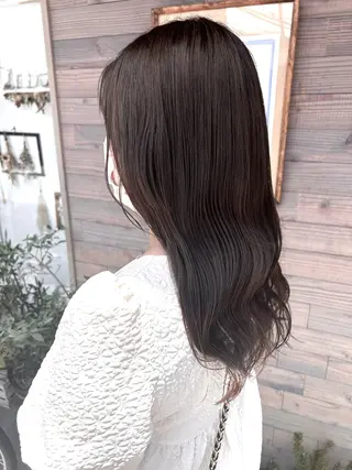 セミロング 高津 千慧のヘアスタイル