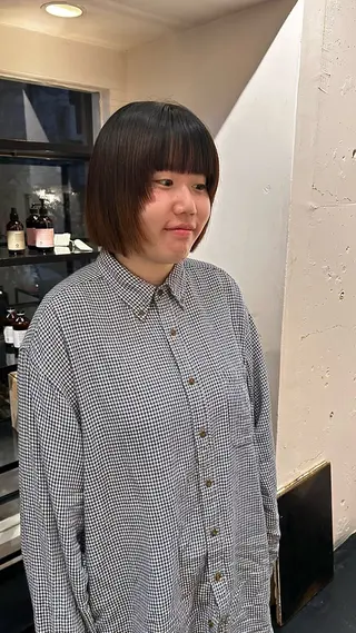 ショート L’HOMME BLANC所属・佐藤 優里奈のヘアスタイル