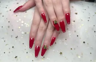 ネイル ガールネイルサロン所属・ガール　ネイルサロン 垣内　英里のネイルデザイン