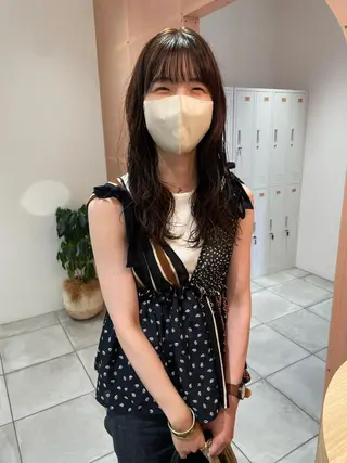 ミディアム 上平 綾菜のヘアスタイル