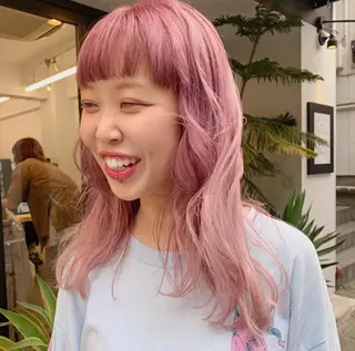 ロング カラー ヘアアレンジ flamme Annaのヘアスタイル