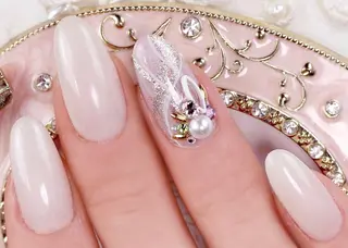 ミディアム ネイル SyiSyu 梅田店のネイルデザイン