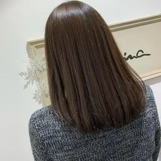 セミロング キクチ リオのヘアスタイル