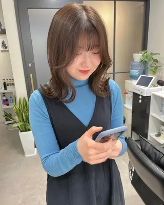 ミディアム 🌸インナーカラー 🌸藤井春華のヘアスタイル