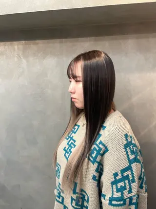 ロング カラー TNB TOKYO所属・Insta 指名 No.1KURUMIのヘアスタイル