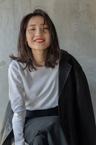 セミロング カラー 落合 妙佳のヘアスタイル